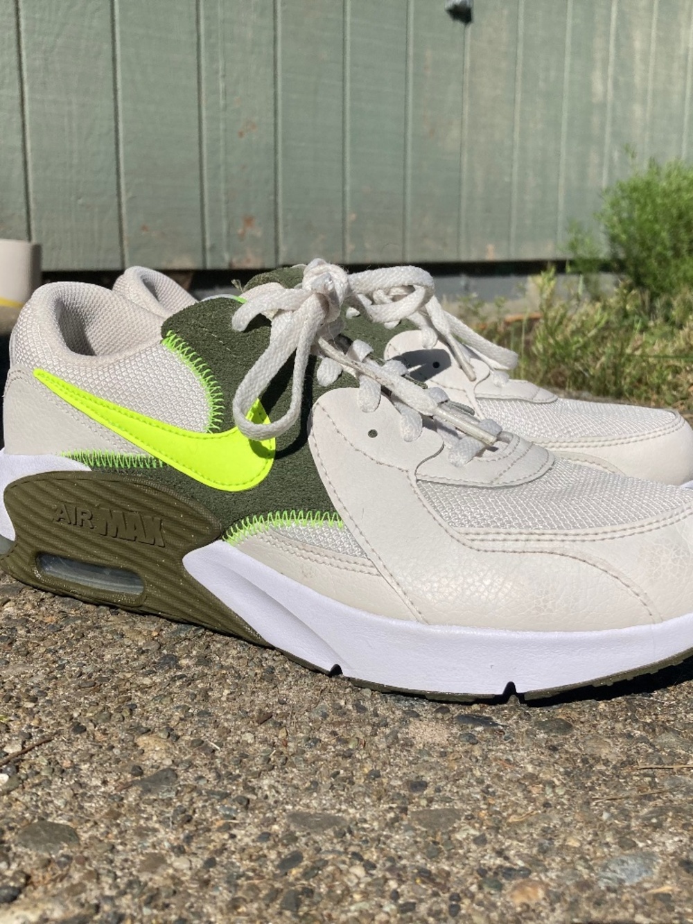 Nike Airmax Green and Yellow US 5.5Y, UK 5, EUR 38